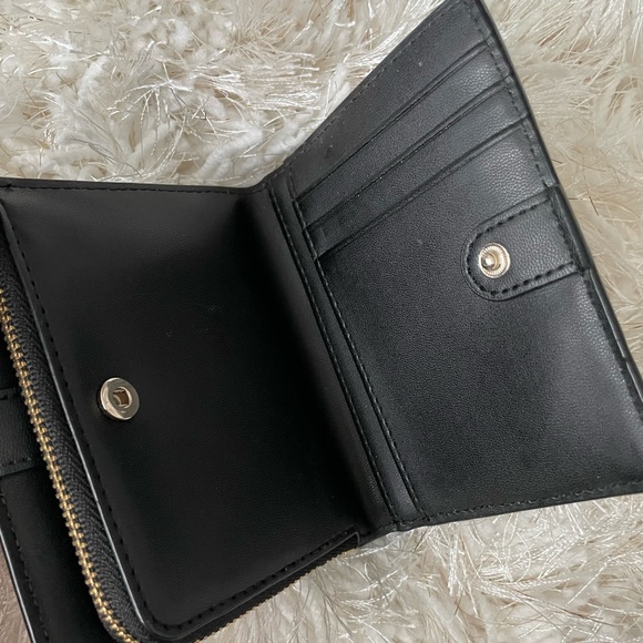 Kate Spade Wallet - Picture 2 of 4